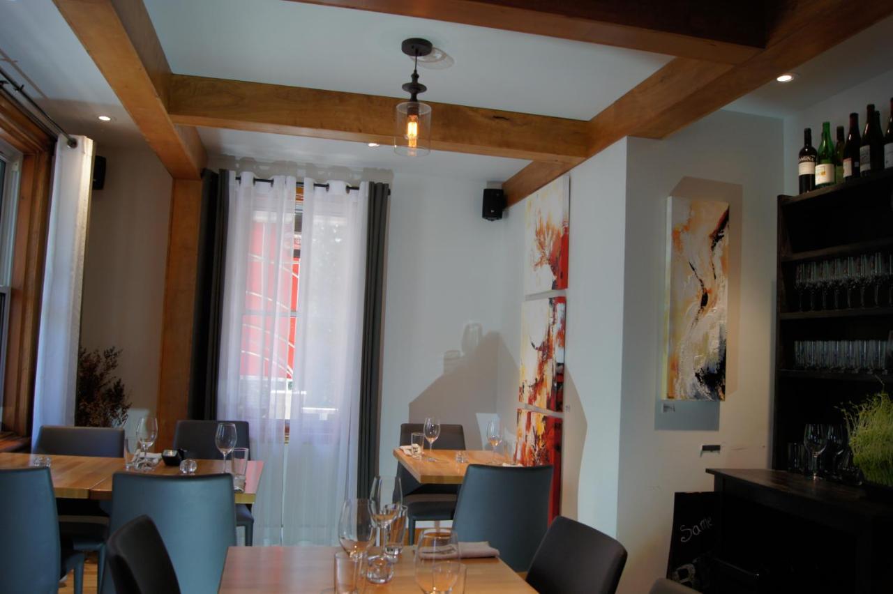Restaurant Et Gite Les Passionnes Val-David Ngoại thất bức ảnh
